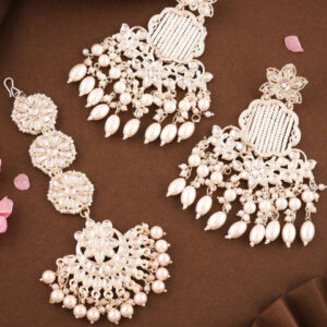 Mameraa Rose Gold-Plated Kundan-Studded & Beaded Jewellery Set - Image 1