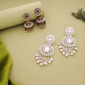 Mameraa Set Of 2 Gold-Plated Kundan Studded Earrings - Image 1