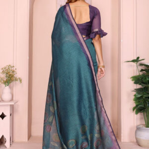 Mameraa Checked Saree With Blouse Piece - Image 3