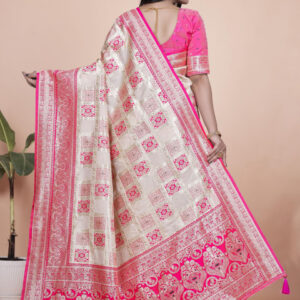 Mameraa Ethnic Motifs Woven Design Zari Saree - Image 4