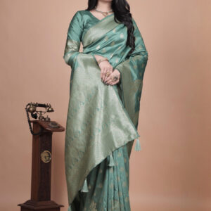 Mameraa Ethnic Motifs Zari Art Silk Handloom Saree - Image 3