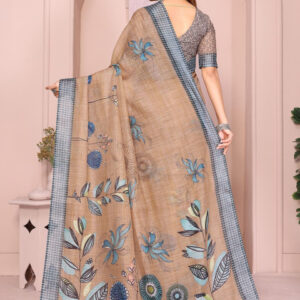 Mameraa Floral Printed Checked Border Saree - Image 3
