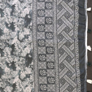 Mameraa Floral Printed Saree - Image 6