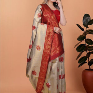 Mameraa Floral Printed Zari Saree - Image 3