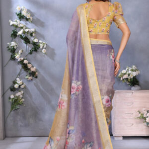 Mameraa Floral Printed Zari Saree - Image 3