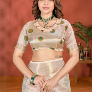 Mameraa Floral Printed Zari Saree With Blouse Piece - Image 5