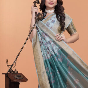 Mameraa Floral Printed Zari Saree With Blouse Piece - Image 2
