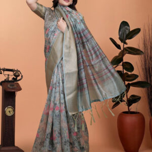 Mameraa Floral Printed Zari Saree with Woven Design Border - Image 3