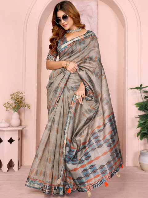 mameraa-geometric-printed-saree-with-blouse-piece-1.jpg