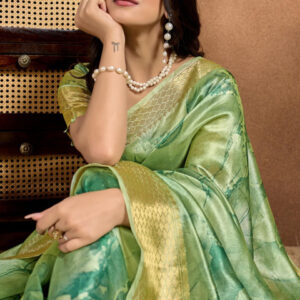 Mameraa Women Abstract Printed Zari Saree - Image 2