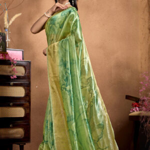 Mameraa Women Abstract Printed Zari Saree - Image 3