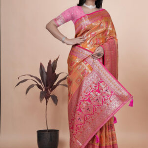 Mameraa Women Ethnic Motifs Woven Design Saree - Image 3