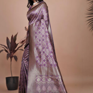 Mameraa Women Ethnic Motifs Woven Design Zari Saree - Image 3