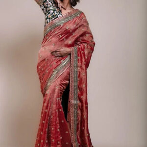 Mameraa Women Floral Embellished Festive Saree - Image 1