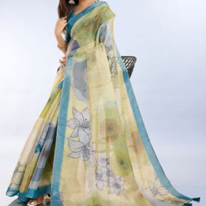 Mameraa Women Floral Printed Saree - Image 6