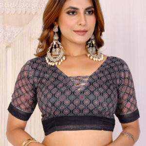 Mameraa Women Floral Printed Saree - Image 7