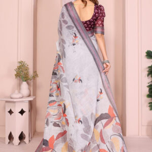 Mameraa Women Floral Printed Saree - Image 3