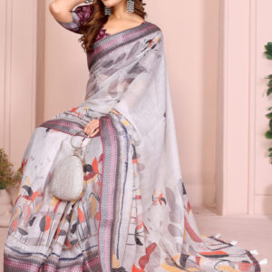 Mameraa Women Floral Printed Saree - Image 4