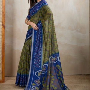 Mameraa Women Floral Printed Zari Saree - Image 3