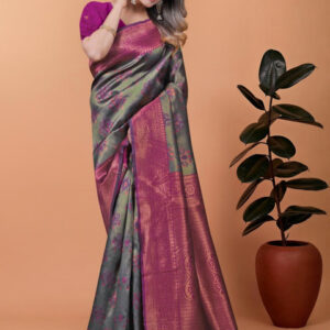 Mameraa Women Floral Saree - Image 3
