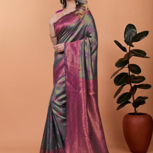 Mameraa Women Floral Saree - Image 4