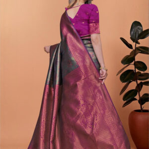 Mameraa Women Floral Saree - Image 5