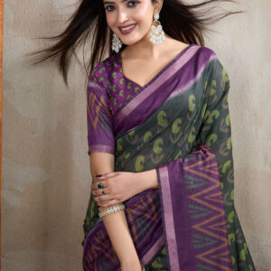 Mameraa Women Paisley Printed Zari Saree - Image 2