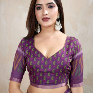 Mameraa Women Paisley Printed Zari Saree - Image 7