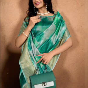 Mameraa Women Tie and Dye Saree - Image 2