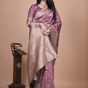 Mameraa Women Woven Design Floral Saree - Image 3