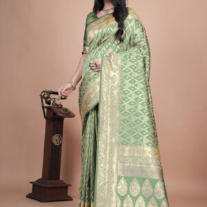 Mameraa Women Woven Design Zari Saree - Image 4