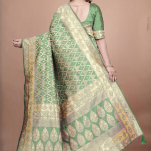 Mameraa Women Woven Design Zari Saree - Image 5