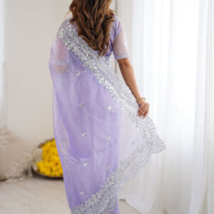 Mameraa Embellished Designer Saree With Blouse Piece - Image 4