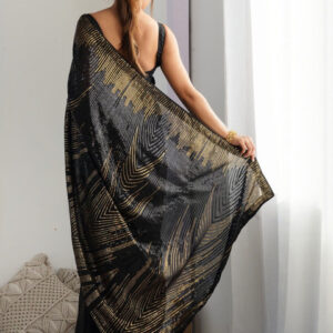 Mameraa Embellished Saree With Blouse Piece - Image 3