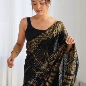 Mameraa Embellished Saree With Blouse Piece - Image 4