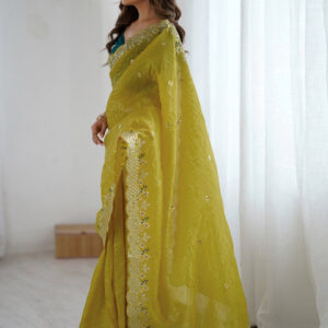 Mameraa Embellished Sequinned Saree - Image 2