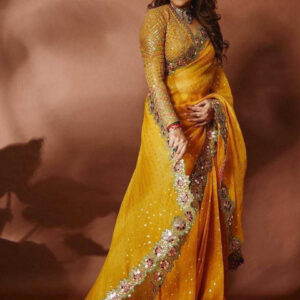 Mameraa Embellished Sequinned Saree With Blouse Piece - Image 3