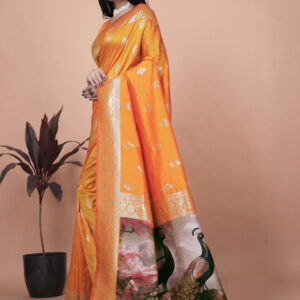Mameraa Ethnic Motifs Zari Saree - Image 5