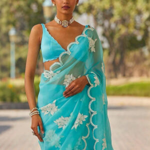 Mameraa Floral Embellished Saree - Image 3