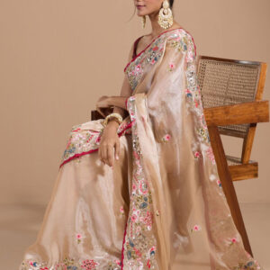 Mameraa Floral Embroidered Saree - Image 6