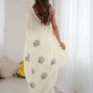 Mameraa Floral Embroidered Saree with Blouse - Image 3