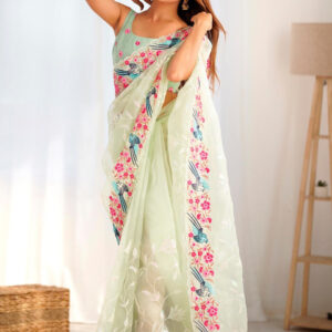 Mameraa Floral Embroidered Saree With Blouse Piece - Image 3