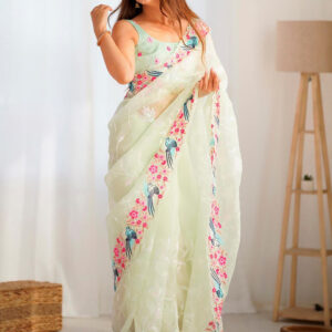 Mameraa Floral Embroidered Saree With Blouse Piece - Image 4