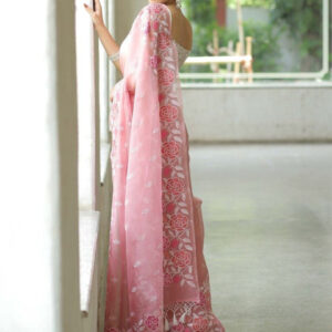 Mameraa Floral Embroidered Saree With Unstitched Blouse Piece - Image 4