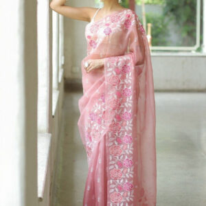 Mameraa Floral Embroidered Saree With Unstitched Blouse Piece - Image 5