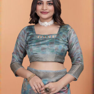 Mameraa Floral Printed Saree - Image 6