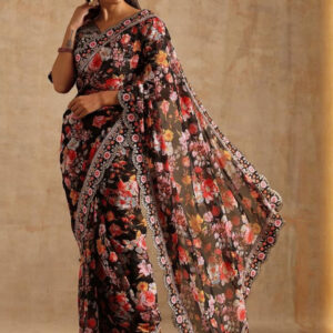 Mameraa Floral Printed Saree With Blouse Piece - Image 4