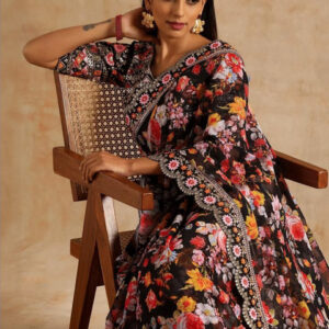 Mameraa Floral Printed Saree With Blouse Piece - Image 5