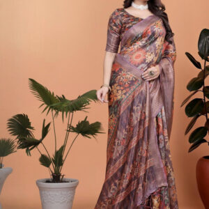 Mameraa Floral Printed Zari Saree - Image 4