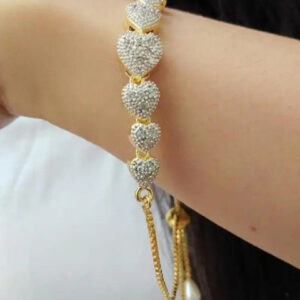 Mameraa Gold-Plated Sparkling Heart Cubic Zirconia Studded Link Bracelet - Image 4